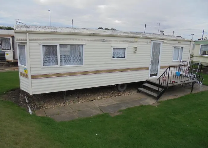 Sealands : Arronbrook:- 6 Berth, Access To The Beach, Close To Site Entrance