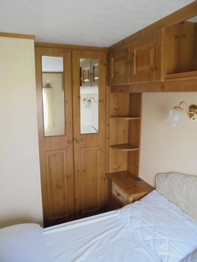 Sealands : Arronbrook:- 6 Berth, Access To The Beach, Close To Site Entrance Ingoldmells
