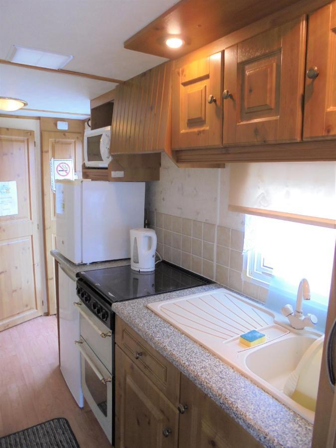 Sealands : Arronbrook:- 6 Berth, Access To The Beach, Close To Site Entrance *